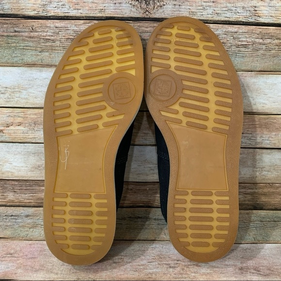 Dr. Martens Hambleton 2 Casual Shoes main image 4